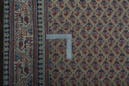 Close-up detail of 2000s Sarough Mir rug from Iran / Persia showing Wool weave