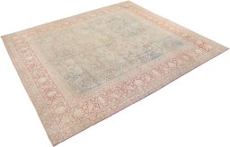 Corner detail of 1920s Tabriz rug showing border pattern and Wool pile