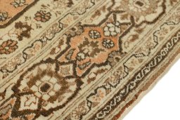 Central medallion detail of 1900s Tabriz rug from Iran / Persia