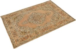 Close-up detail of 1900s Tabriz rug from Iran / Persia showing Wool weave
