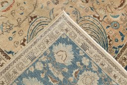Central medallion detail of 1920s Tabriz rug from Iran / Persia