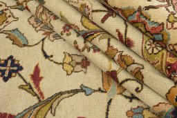 Full view of 1920s Tabriz rug from Iran / Persia, 415 × 325 cm in Cream tones