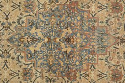 Close-up detail of 1900s Tabriz rug from Iran / Persia showing Wool weave