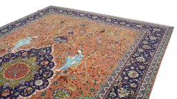 Surface texture of 1980s Tabriz rug with natural Wool and intricate pattern