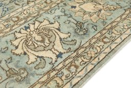 Central medallion detail of 1940s Tabriz rug from Iran / Persia