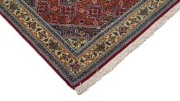 Surface texture of 1970s Tabriz rug with natural Wool and intricate pattern