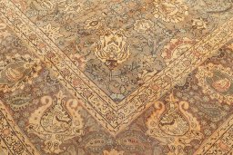 Central medallion detail of 1950s Tabriz rug from Iran / Persia
