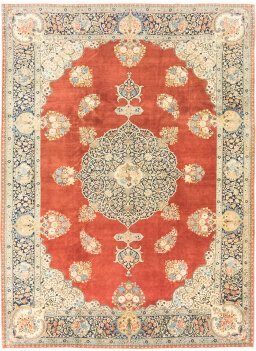 Full view of 1930s Tabriz rug from Iran / Persia, 375 × 275 cm in Red tones
