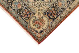 Central medallion detail of 1930s Tabriz rug from Iran / Persia