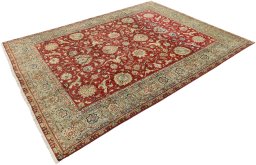 Corner detail of 1940s Tabriz rug showing border pattern and Wool pile