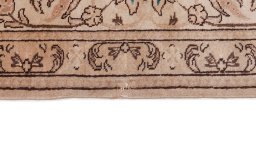 Central medallion detail of 1920s Tabriz rug from Iran / Persia