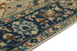 Central medallion detail of 1940s Tabriz rug from Iran / Persia