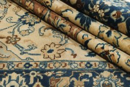 Close-up detail of 1940s Tabriz rug from Iran / Persia showing Wool weave