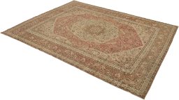 Close-up detail of 1900s Tabriz rug from Iran / Persia showing Wool weave