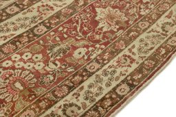 Central medallion detail of 1900s Tabriz rug from Iran / Persia