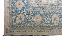 Surface texture of New Tabriz rug with natural Wool and intricate pattern