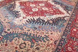 Central medallion detail of 1930s Tabriz rug from Iran / Persia