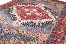 Full view of 1930s Tabriz rug from Iran / Persia, 541 × 348 cm in Multi Color tones