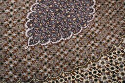 Close-up detail of New Tabriz rug from Iran / Persia showing Cork weave