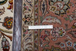 Close-up detail of New Tabriz rug from Iran / Persia showing Cork weave
