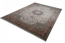 Close-up detail of New Tabriz rug from Iran / Persia showing Cork weave