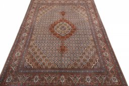 Surface texture of New Tabriz rug with natural Cork and intricate pattern