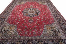 Close-up detail of 2000s Tabriz rug from Iran / Persia showing Cork weave