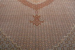 Central medallion detail of New Tabriz rug from Iran / Persia