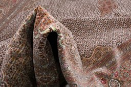Surface texture of New Tabriz rug with natural Cork and intricate pattern