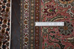 Central medallion detail of New Tabriz rug from Iran / Persia
