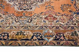 Close-up detail of 1930s Tabriz rug from Iran / Persia showing Wool weave