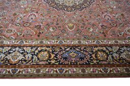 Close-up detail of New Tabriz rug from Iran / Persia showing Cork weave