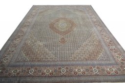 Surface texture of New Tabriz rug with natural Cork and intricate pattern