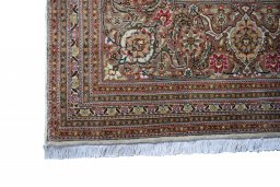 Full view of New Tabriz rug from Iran / Persia, 347 × 250 cm in Beige tones