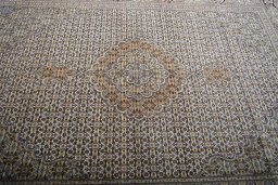 Central medallion detail of Unknown Tabriz rug from Iran / Persia