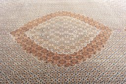 Central medallion detail of 2000s Tabriz rug from Iran / Persia