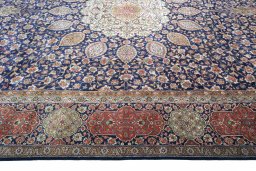 Close-up detail of 1970s Tabriz rug from Iran / Persia showing Wool weave