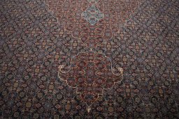 Close-up detail of 1930s Tabriz rug from Iran / Persia showing Wool weave
