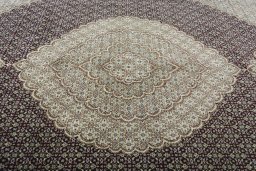 Central medallion detail of New Tabriz rug from Iran / Persia