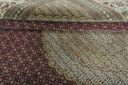 Close-up detail of New Tabriz rug from Iran / Persia showing Cork weave