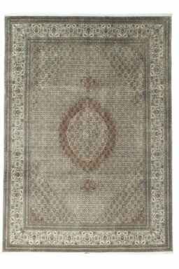 Full view of New Tabriz rug from Iran / Persia, 350 × 248 cm in Beige tones