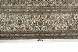 Full view of New Tabriz rug from Iran / Persia, 350 × 248 cm in Beige tones