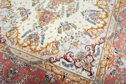 Close-up detail of New Tabriz rug from Iran / Persia showing Cork weave