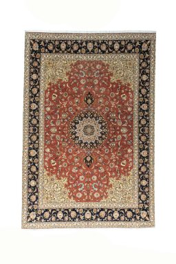 Full view of New Tabriz rug from Iran / Persia, 300 × 203 cm in Red tones