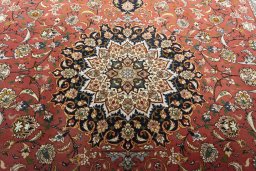 Central medallion detail of New Tabriz rug from Iran / Persia