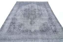 Surface texture of 1970s Tabriz rug with natural Wool and intricate pattern
