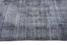 Full view of 1970s Tabriz rug from Iran / Persia, 288 × 201 cm in Gray tones