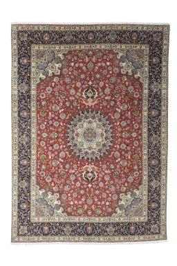 Full view of New Tabriz rug from Iran / Persia, 408 × 295 cm in Red tones