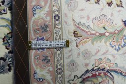 Close-up detail of New Tabriz rug from Iran / Persia showing Cork weave