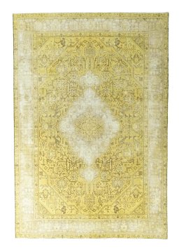 Full view of 1970s Tabriz rug from Iran / Persia, 285 × 194 cm in Yellow tones